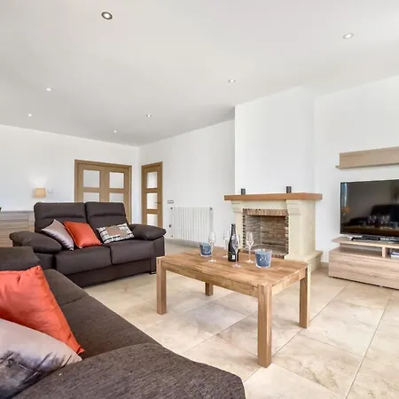 Esperanza - Plusholiddays * Calp