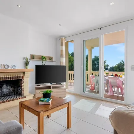 Esperanza - Plusholiddays * Calp