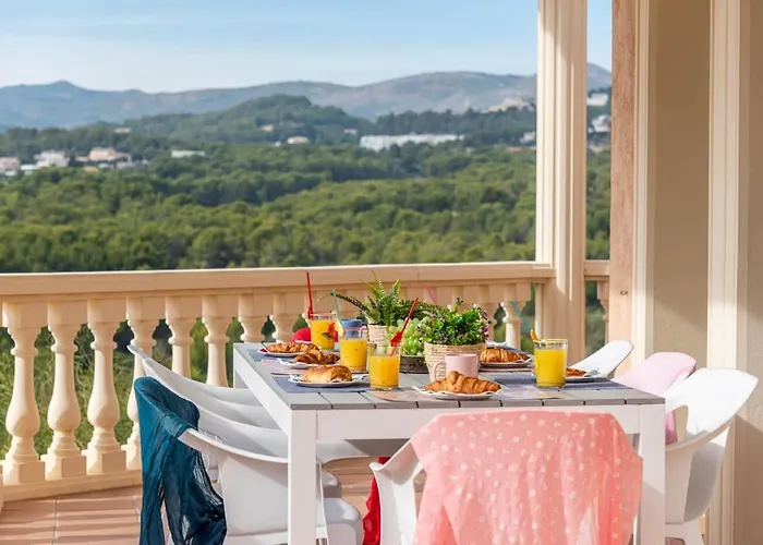 Esperanza - Plusholiddays *