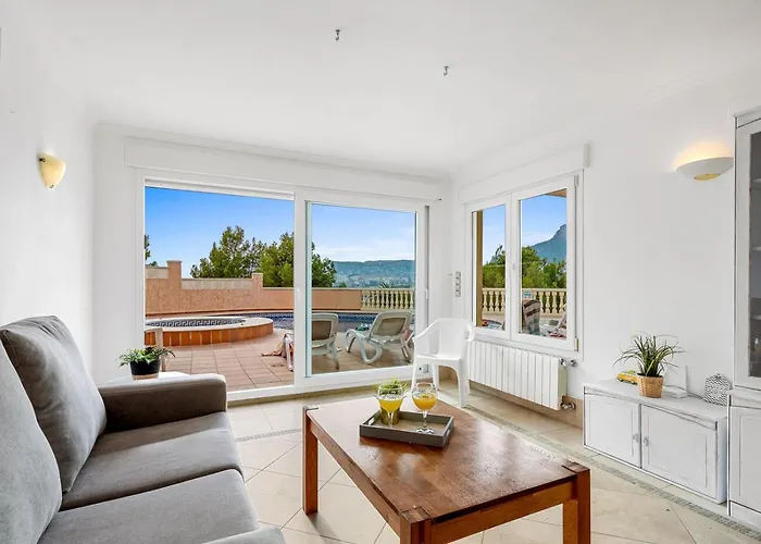 Esperanza - Plusholiddays