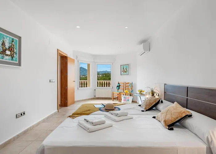 Esperanza - Plusholiddays Кальпе