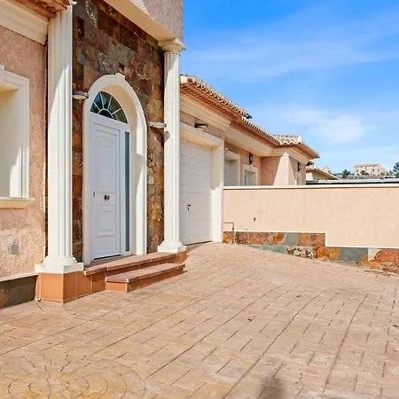 Esperanza - Plusholiddays Villa